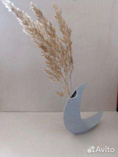 Интерьерная ваза 