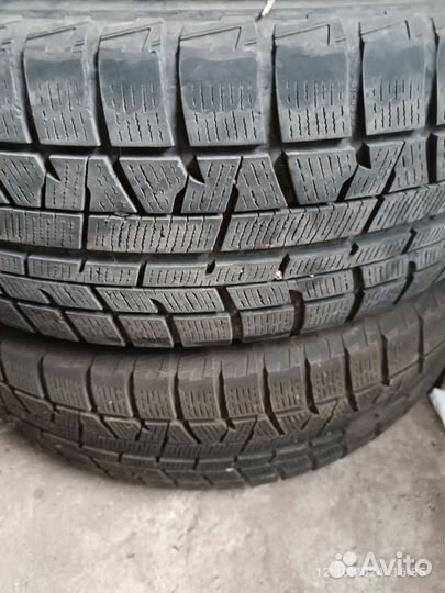 Yokohama Ice Guard IG50+ 215/60 R17 96