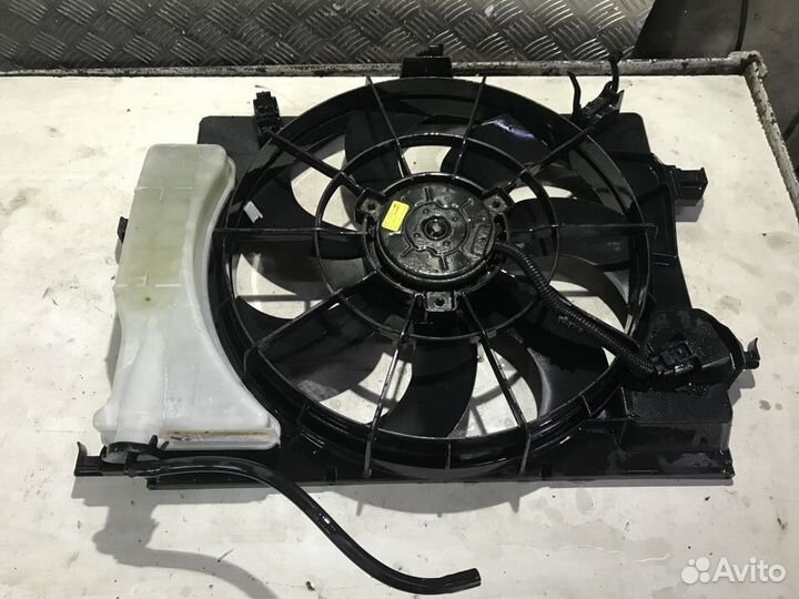 Вентилятор радиатора Kia RIo 3