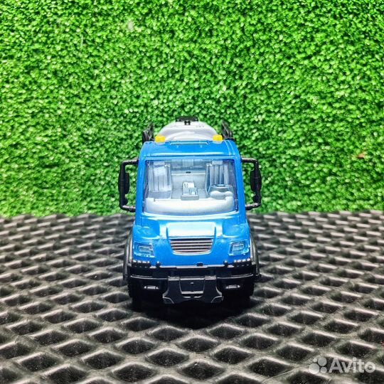 Инерционная машинка