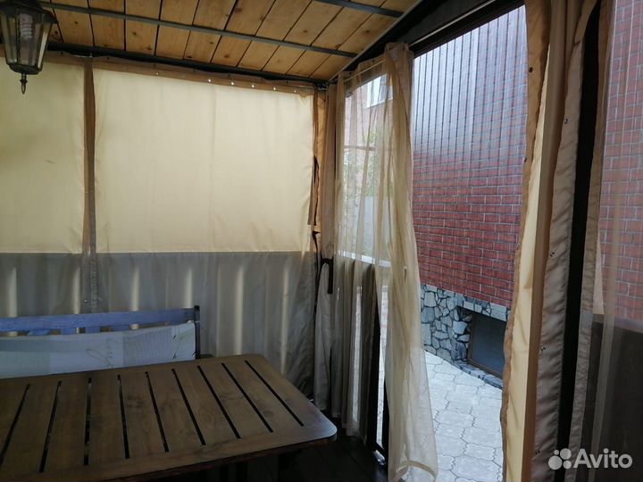 Уличные шторы для беседки и веранды