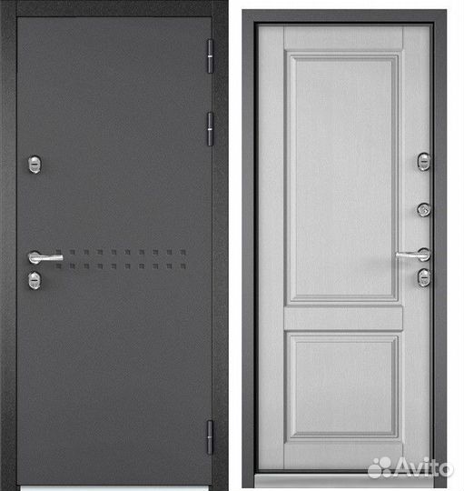 Дверь входная для частного дома