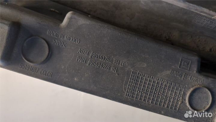 Накладка на порог Chevrolet Trax, 2016