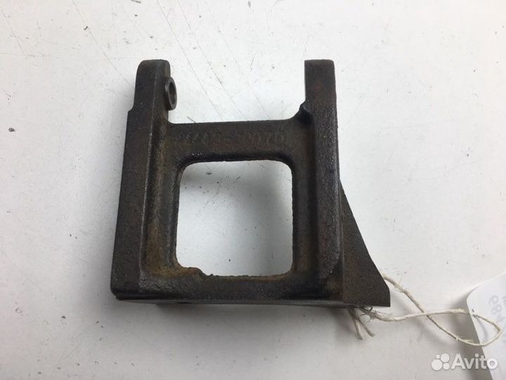 Кронштейн насоса гидроусилителя Toyota Soarer MZ10