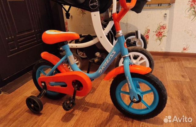 Детский велосипед со съёмной ручкой