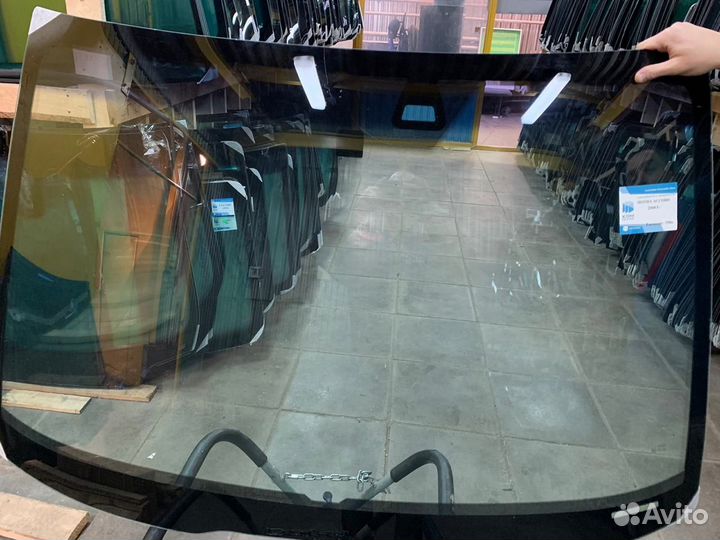 Лобовое стекло Хонда Аккорд