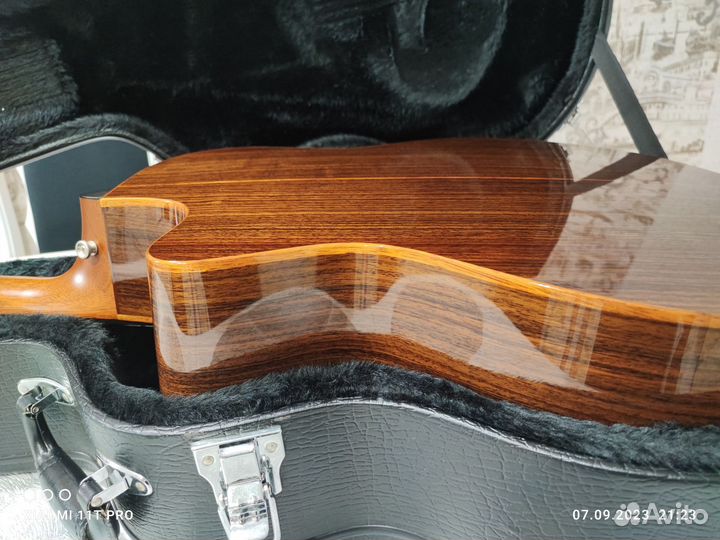 Taylor 716 CE Grand Symphony Cutaway