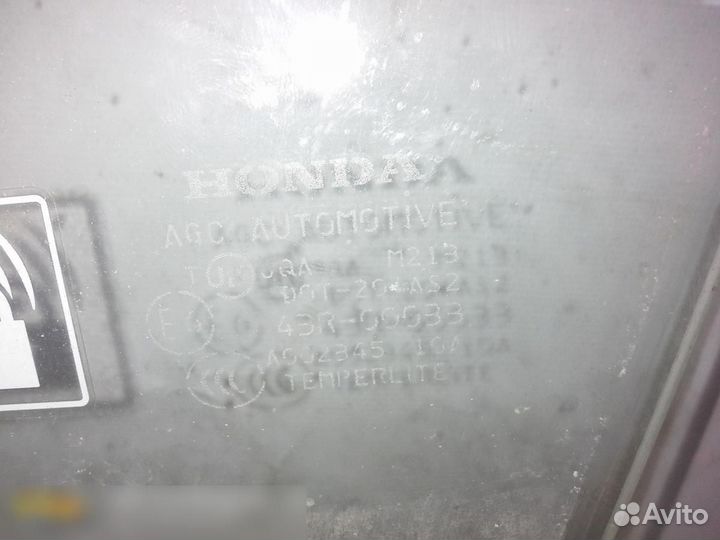 Стекло двери передней левой Honda Civic 4D 2006-20