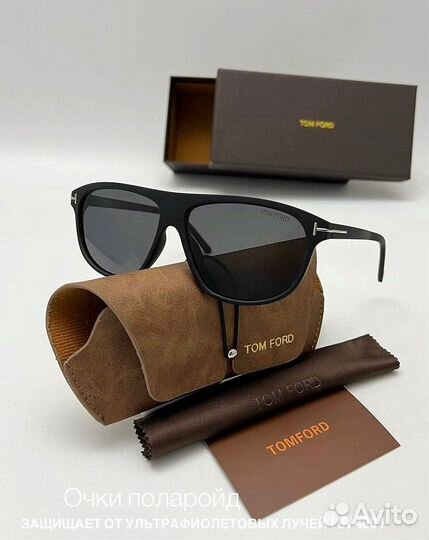 Солнцезащитные очки tom ford