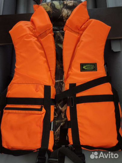 Спасательный жилет