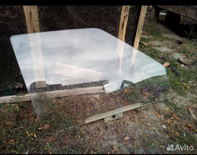 Боковое стекло на ваз 2108