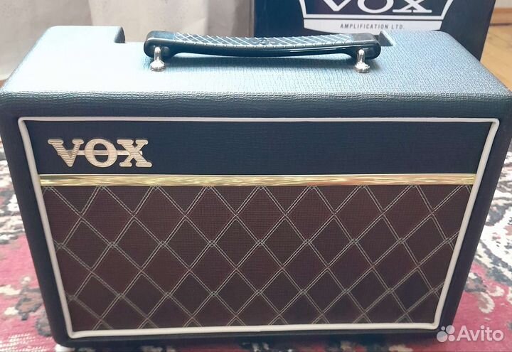 Ламповый комбоусилитель