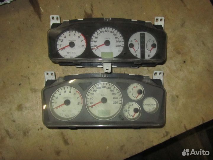 Панель приборов Mitsubisi Lancer 9 (769219-820)