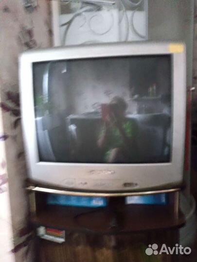 Телевизор горизонт