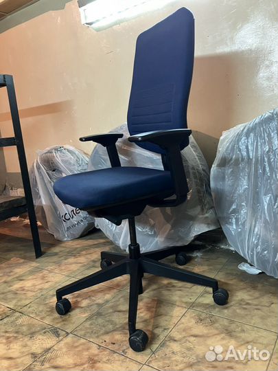 Компьютерное кресло Steelcase Reply