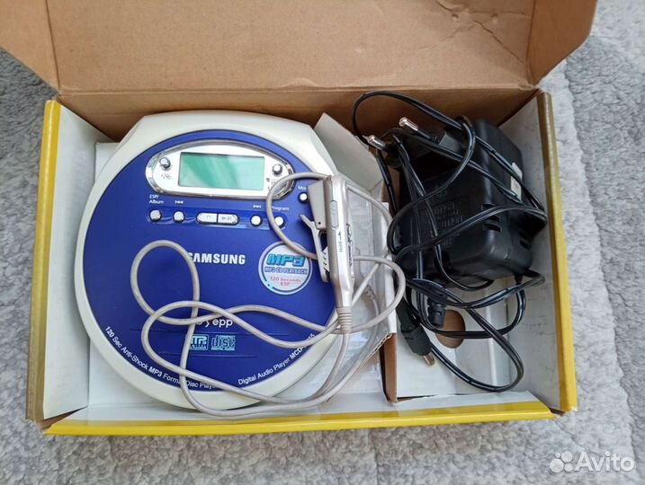 CD mp3 плеер Samsung и диски