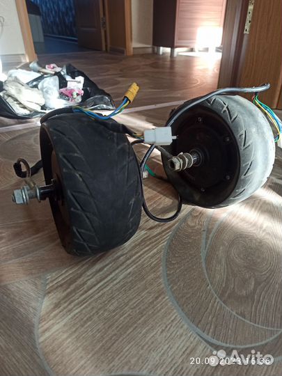 Моторколесо на электросамокат кугоо х8