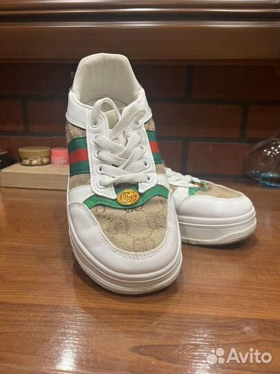 Кроссовки женские 36 размер