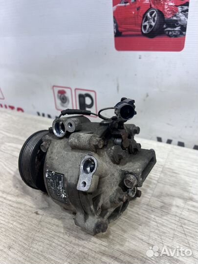 Компрессор кондиционера Mitsubishi Outlander XL