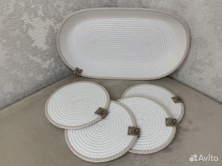 Набор: корзинки и подстаканники