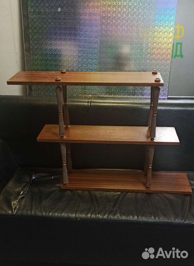 Полка настенная из шпона