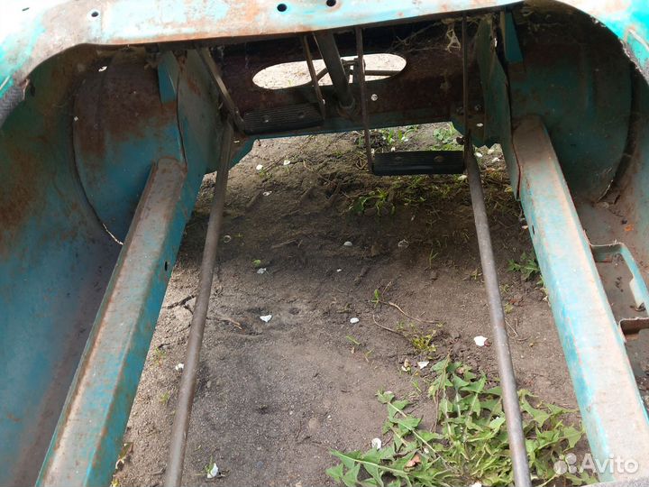 Детская педальная машина СССР