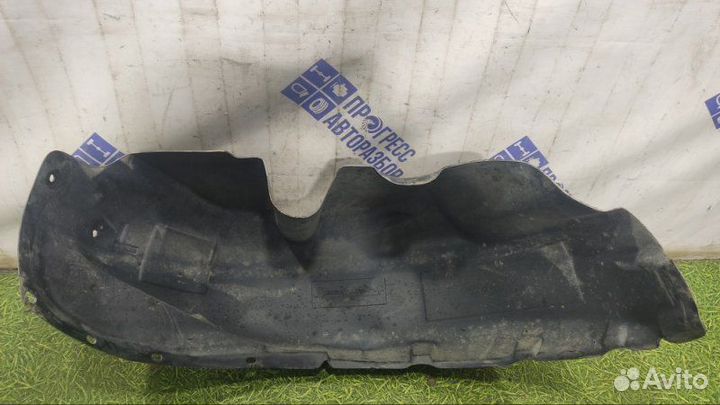 Подкрылок задний левый Renault Logan седан 1.4