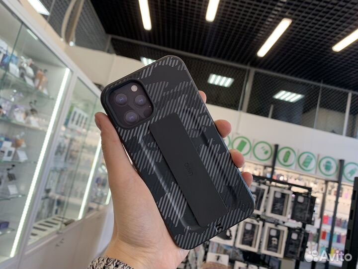 Чехол uniq для iPhone 12/12Pro