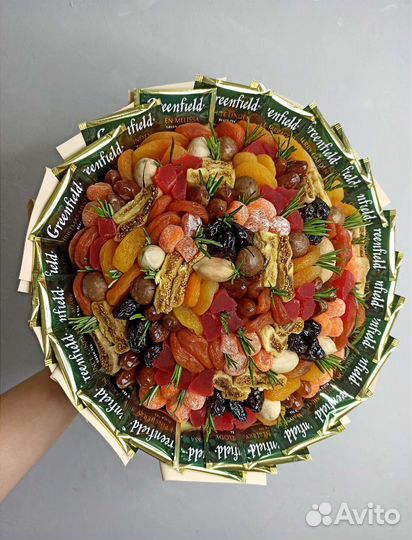 Съедобные букеты из сухофруктов