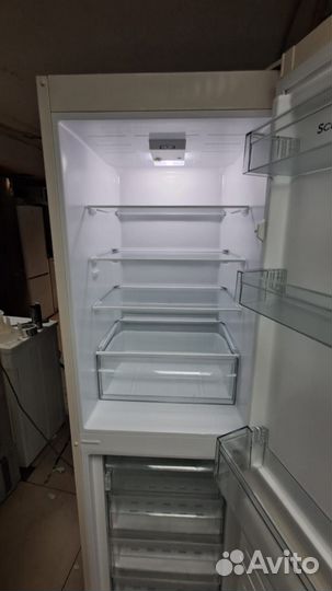 Холодильник SchaubLorenz