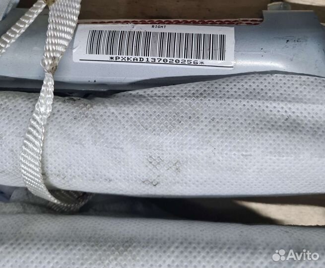 Шторка безопасности Nissan Juke F15E