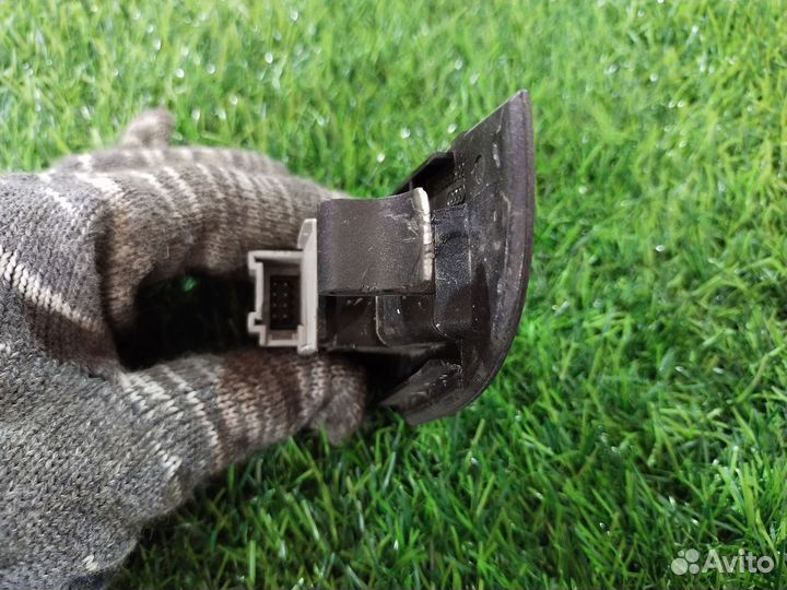 Кнопка стеклоподъемника Audi A6 allroad quattro (C