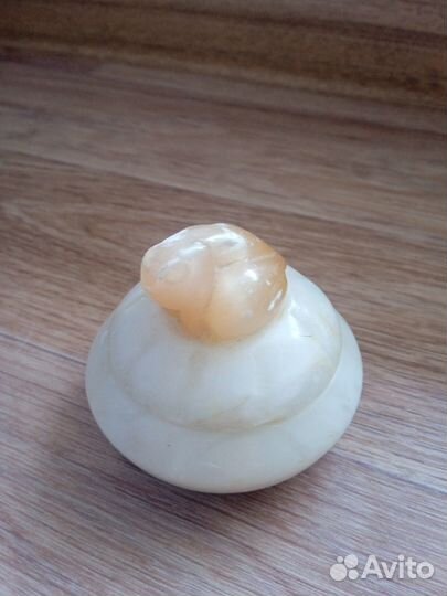 Шкатулка из натурального камня