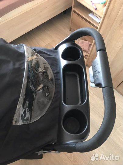 Прогулочная коляска joie muze