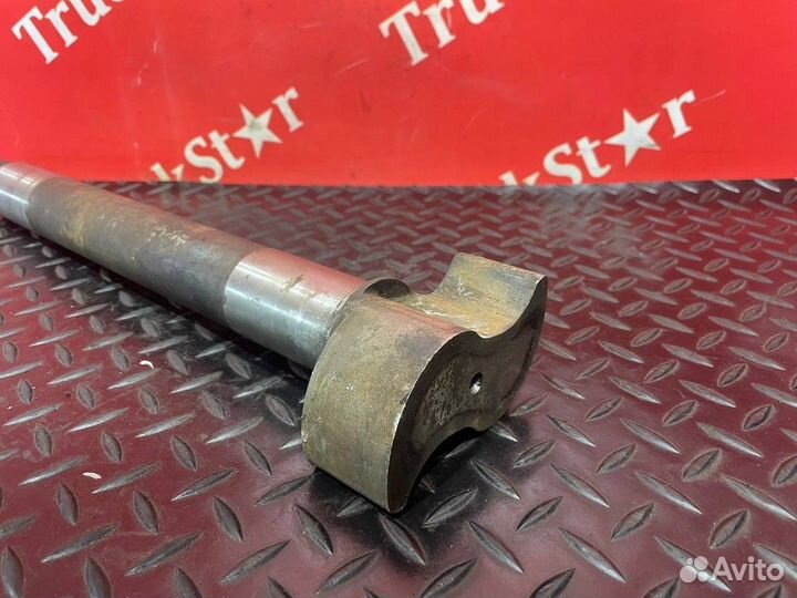 Вал тормозной правый