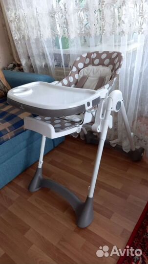 Стульчик для кормления новый