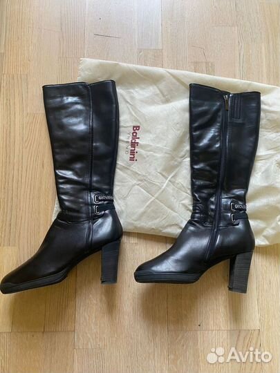 Сапоги женские