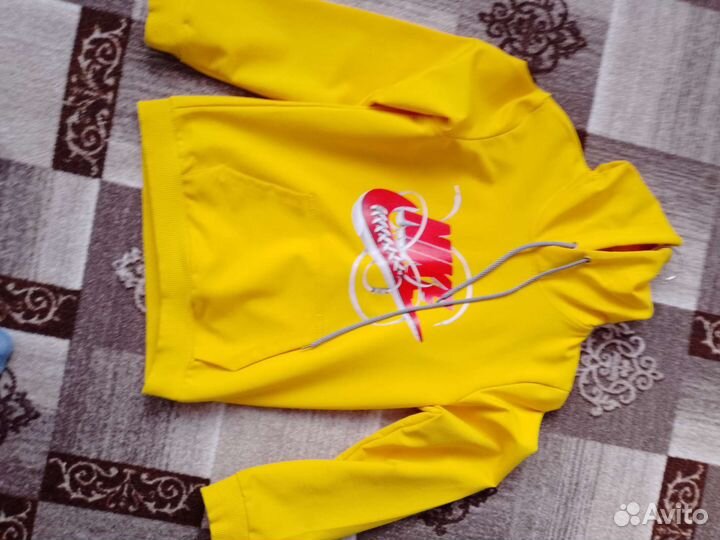 Кофта с капюшоном для мальчика