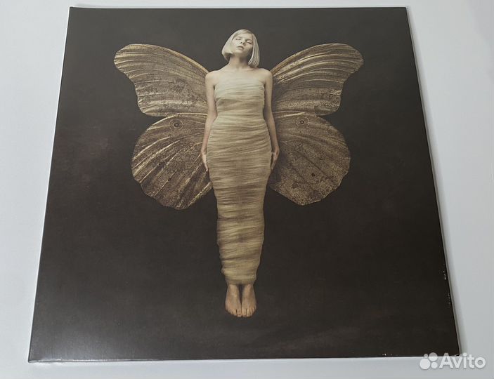 Aurora - All My Demons Greeting Me As a Friend