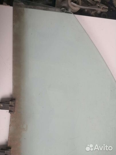 Стекло переднее левое Киа маджентис 2001-2005г