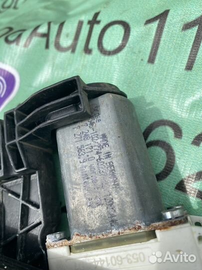 Bmw F10 задний левый стеклоподъемник