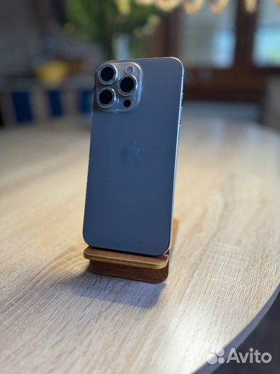 iPhone 15 pro max 256gb sim esim