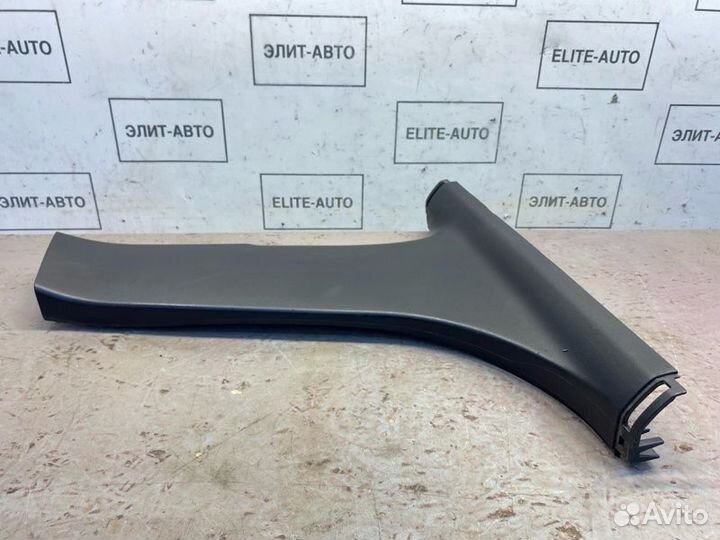 Обшивка стойки центральной правая Chevrolet Cruze