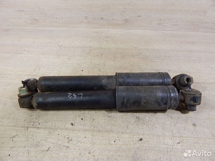 Амортизаторы задние Renault Scenic 1