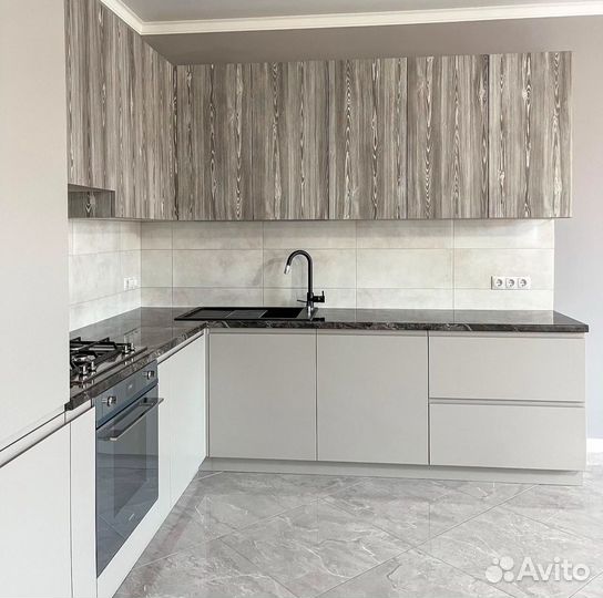 Кухня на заказ «Рокей»