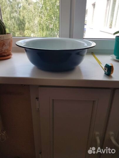 Эмалированный тазик