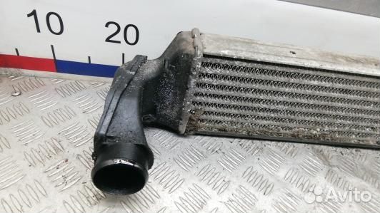 Радиатор интеркуллера BMW 3 E46 (1BL03KC01)