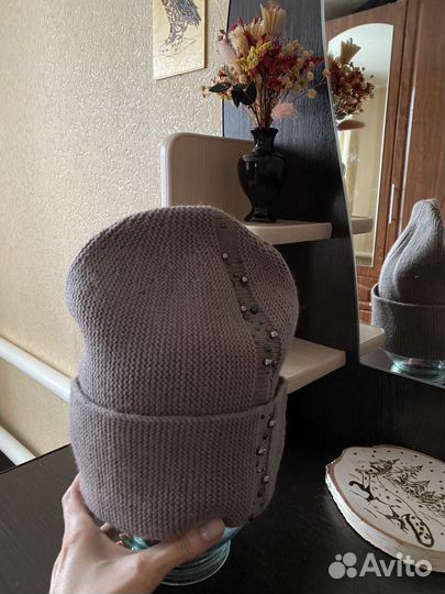 Шапка женская вязаная
