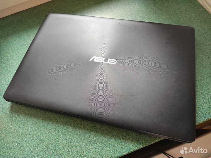 Ноутбук Asus X553 intel/8Gb/256SSD