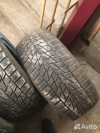 Bridgestone Blizzak LM-22 255/55 R18